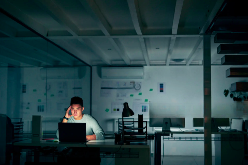 Can Multi-Location Operations Directors Save Millions in IT Costs Without Slowing Growth?